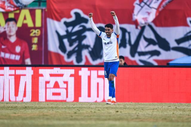 Yabo-泰山北上强闯难关再扮亚泰克星 靠意志力转危为安