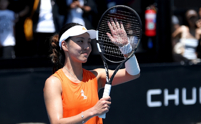 官方网站-以巧破力，以韧克刚！王欣瑜逆转前法网冠军，解锁生涯新版图|奥斯塔彭科|女单|澳网|发球|美网_新浪体育_新浪新闻