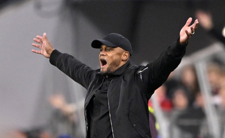 官方网站-孔帕尼：由于名字和肤色，我们必须付出双倍的努力才能找到工作