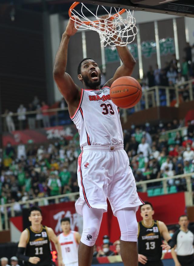 体育游戏-大外援成广东无名英雄 内线对比因他而天平反转